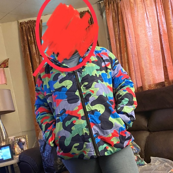 Fashion & Accessories - Picture 3 of 3